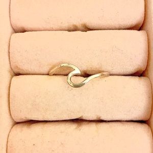 SILVER pura vida wave ring